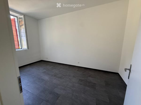 Affittasi appartamento al pian terreno 2