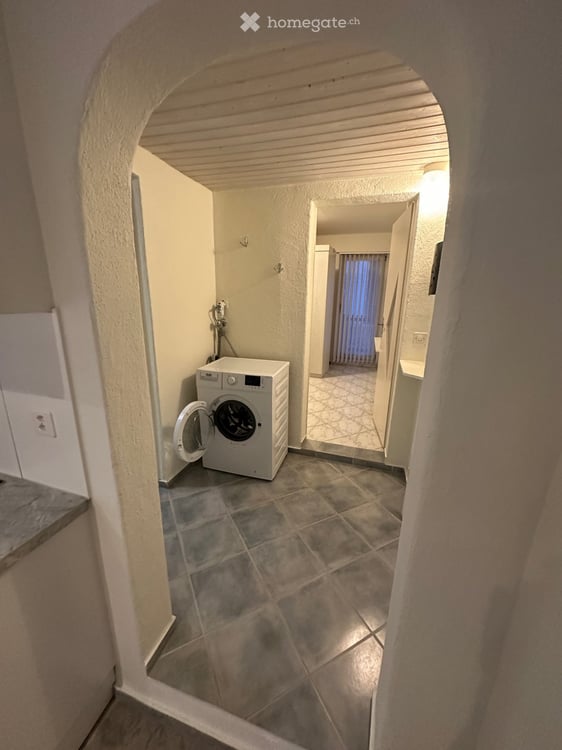 Schöne 1.5 Zimmerwohnung zu Vermieten im EG 5