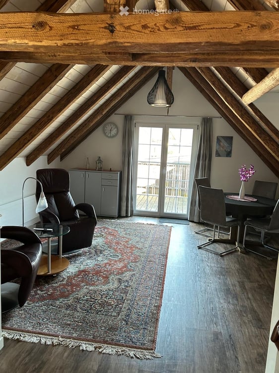 Charmante helle 4.5 Zimmer Dachwohnung 5