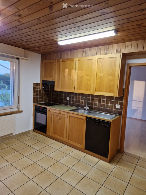 Ländliche schöne 3.5  Zimmer Wohnung 3