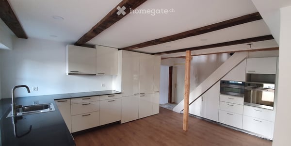 Modernisiertes 7.5-Zimmer Doppel-Einfamilienhaus 3
