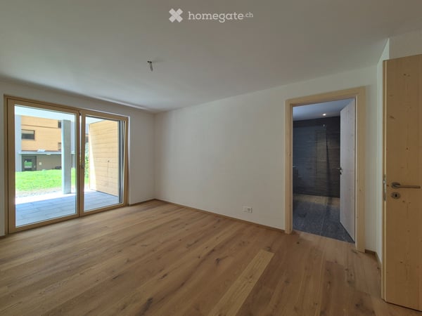 1.5 Zimmer Wohnung Parterre 4
