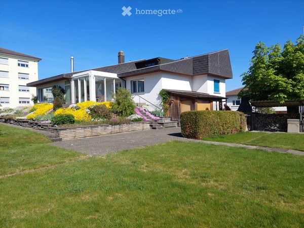 11 1/2 Zimmer Einfamilienhaus mit Gewerberaum 1