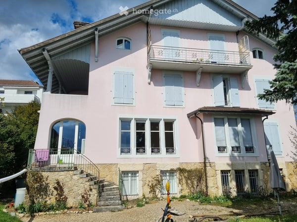 2.5 pièces à louer de suite à Neuchâtel, calme, vue 1