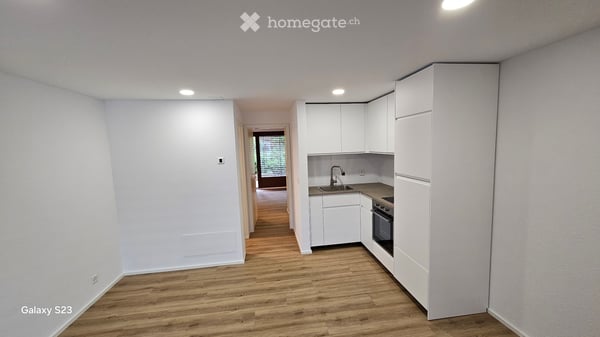 Moderne, sonnige 2.5-Zimmer-Wohnung 4