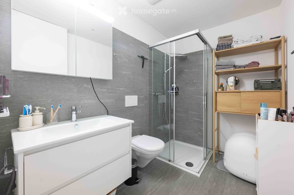 Helles WG-Zimmer in traumhafter Attikawohnung 3