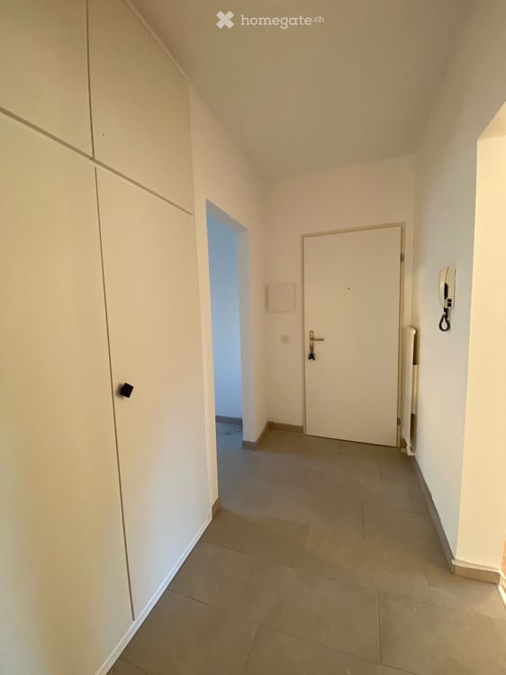 AFFITTASI A PREGASSONA 5.5 LOCALI PRIMO PIANO 3