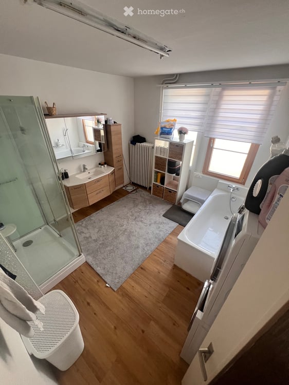 3.5-Zimmerwohnung in Sigriswil mit Seesicht 1