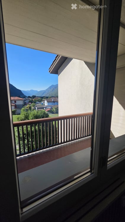 Affittasi appartamento 5.5 locali a Biasca 2