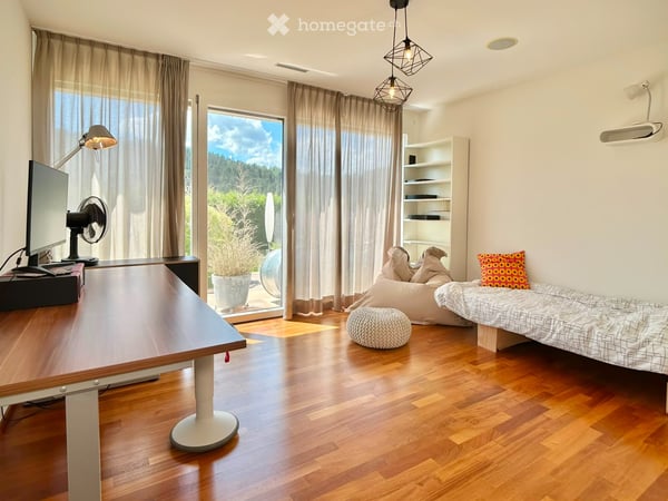 Einziehen und wohlfühlen: 170 m² Gartenwohnung in Stallikon 9