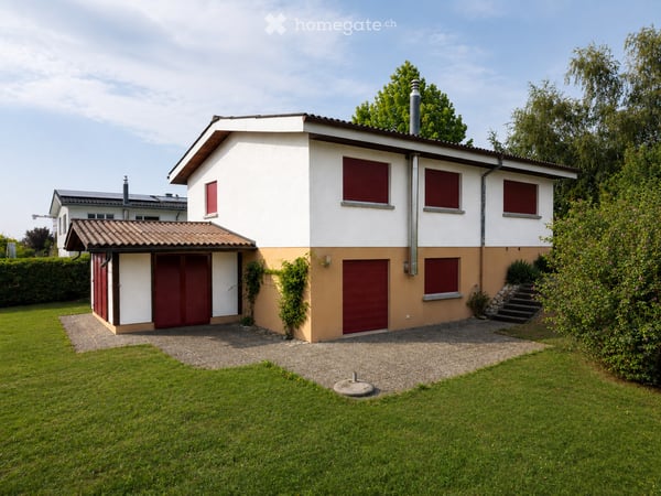 Wohnkomfort in Bösingen 6.5-Zi.-EFH mit Wintergarten 1