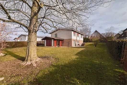 Wohnkomfort in Bösingen 6.5-Zi.-EFH mit Wintergarten 1