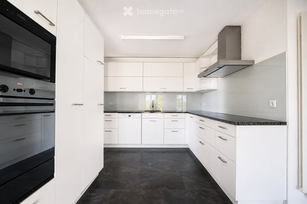 Wohnkomfort in Bösingen 6.5-Zi.-EFH mit Wintergarten 12
