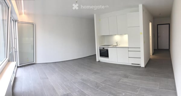 Elegante kleine Wohnung mit Gemeinschaftsgarten und Pool 2