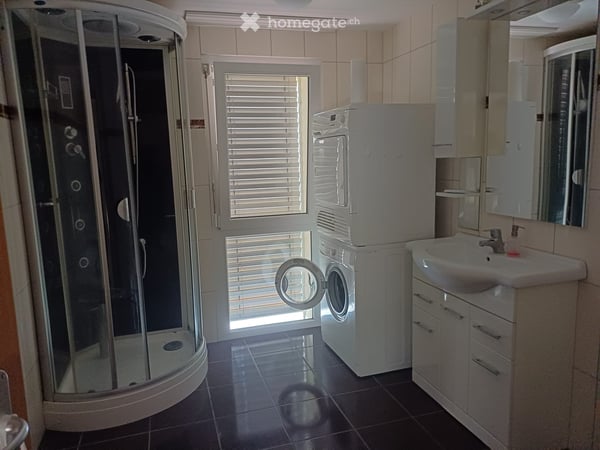 2.5 Zimmer zum vermieten 3