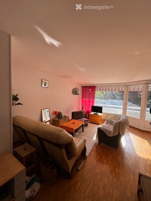 Chambre dans appartement lumineux à Gland - Disponible 2