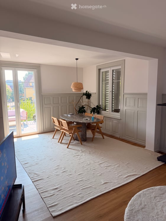 Stilvolle 4.5-Zimmer-Altbauwohnung 2025 neu saniert 2