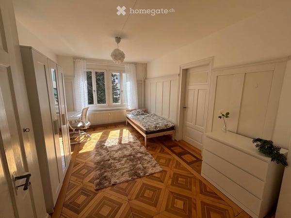 Helles möbliertes Zimmer in 4-er WG in St. Gallen -all incl 1