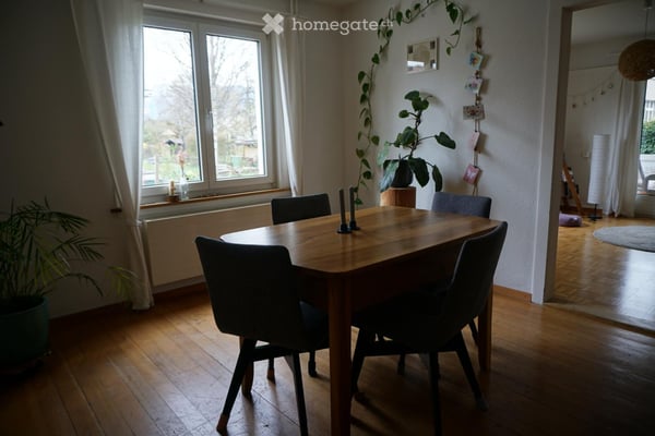 Gemütliche 3.5-Zimmer-Wohnung zur Untermiete in Thun 2