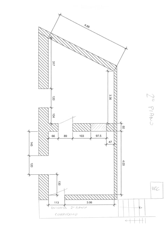 Affittasi locali ad uso ufficio, studio, atelier, archivio 5