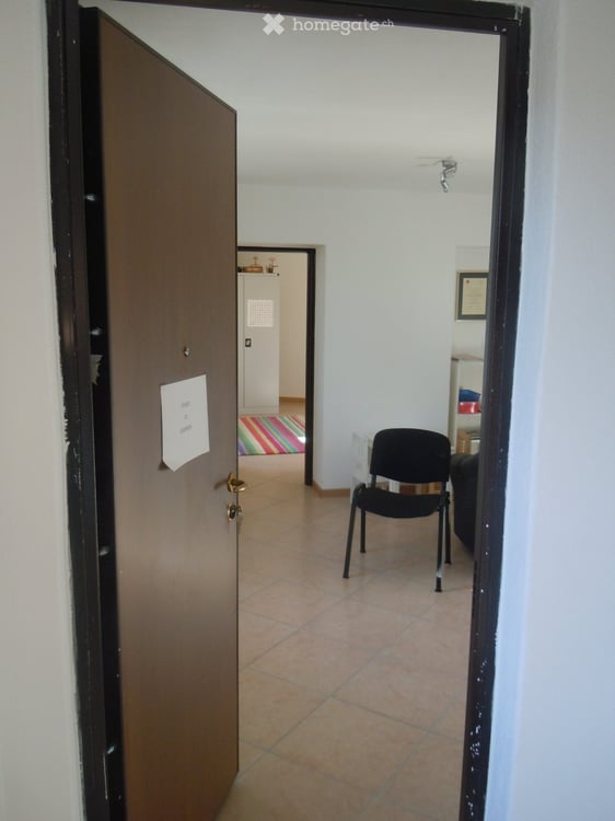 Affittasi locali ad uso ufficio, studio, atelier, archivio 3