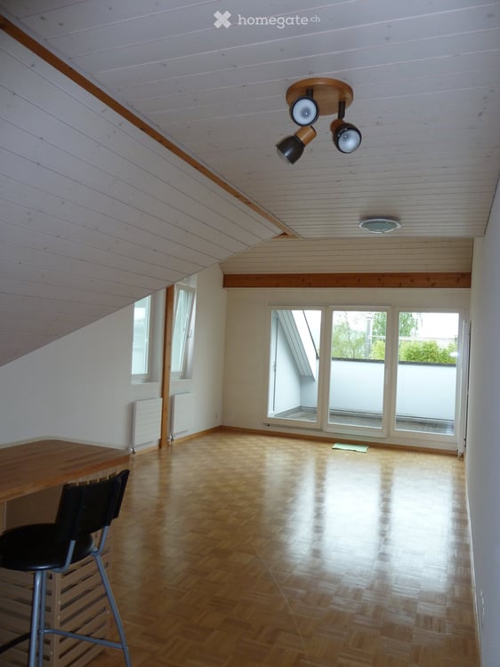 Originelle 2.5 Zi Maisonette Dachwohnung 1