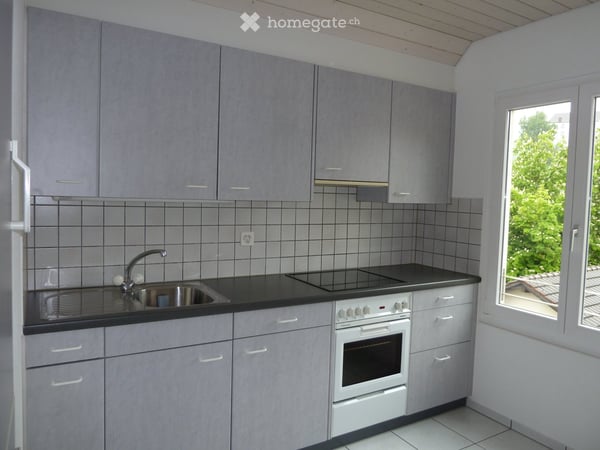 Originelle 2.5 Zi Maisonette Dachwohnung 3