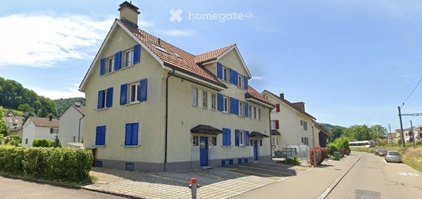 2.5 Zimmer Dachwohnung in Altbau 3