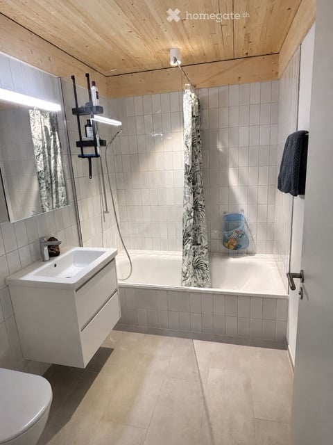 Moderne 4.5-Zimmer-Dachwohnung mit Weitblick 11