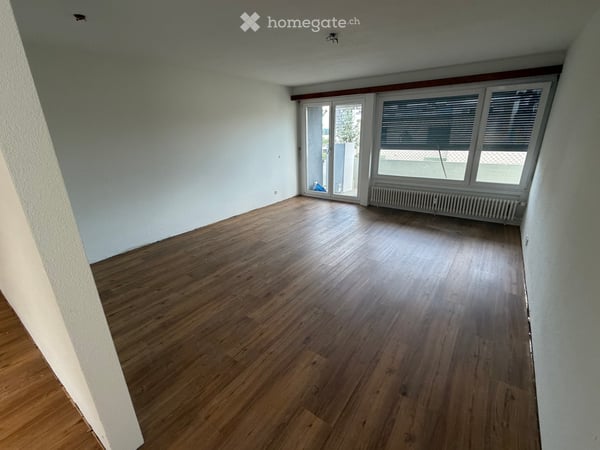 Komplett neu renovierte 4.5-Zimmerwohnung (105 m²) 1