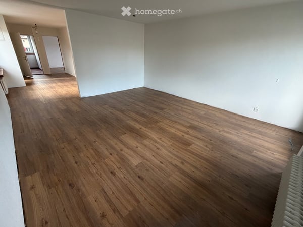 Komplett neu renovierte 4.5-Zimmerwohnung (105 m²) 5