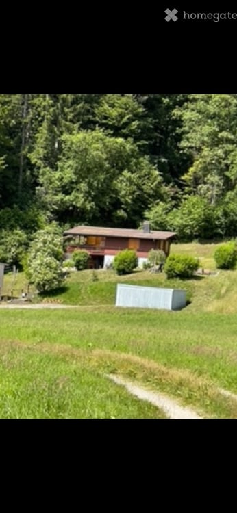 Möbliertes 3.5-Zimmer-Chalet auf Zeit in Tentlingen 1
