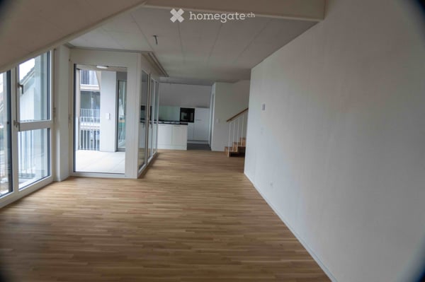 Moderne 4.5-Zimmer-Maisonettewohnung in Ottenbach 1