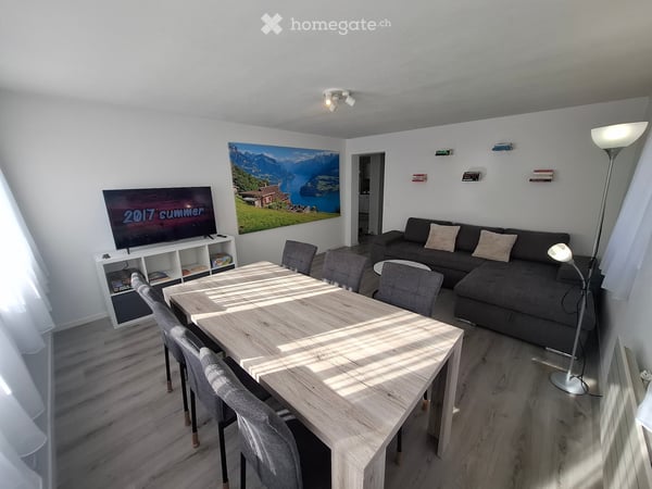 Helle möbelierte 3,5 Zimmer Wohnung befristet zu vermieten 1