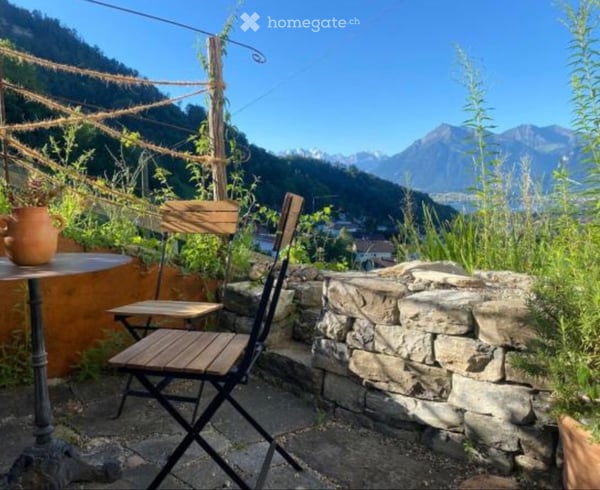 Möblierte Traumwohnung mit See & Bergsicht in Thun 1