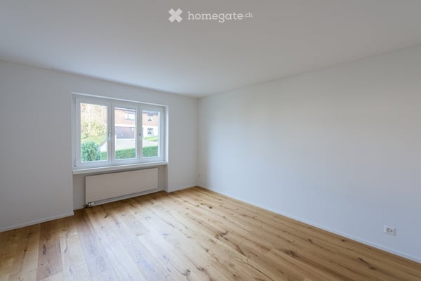 Wunderschöne komplett renovierte Wohnung mit toller Aussicht 3