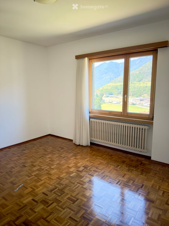 Casa indipendente su due piani con giardino e 2 box auto 5