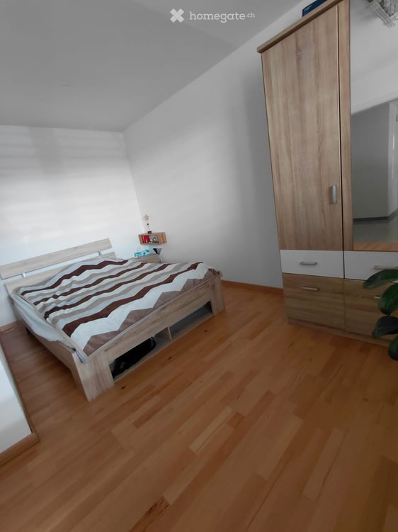 Helle 2.5-Zimmer-Einliegerwohnung mit Parkplatz 5