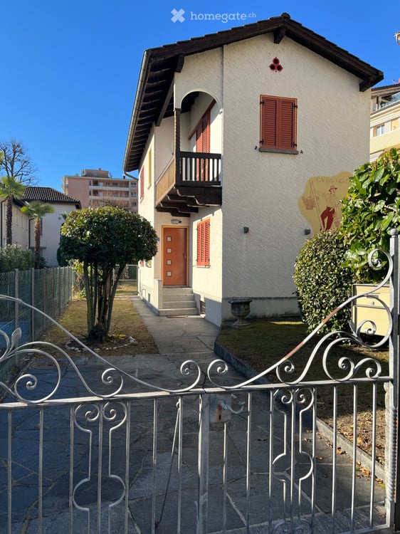AFFITTASI CASA 4 LOCALI 1