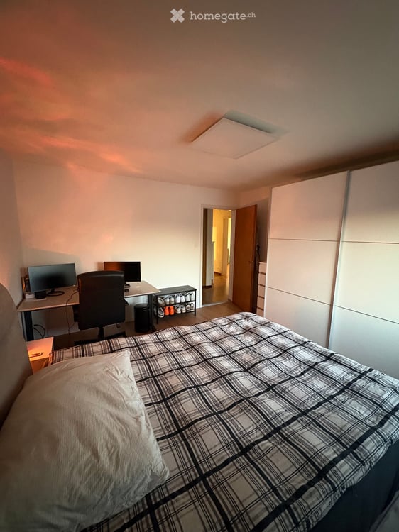 3.5 Zimmer-WHG inkl. 1x PP grosszügig und teilsaniert 5