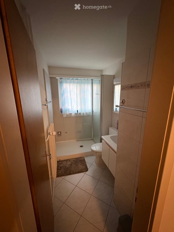 3.5 Zimmer-WHG inkl. 1x PP grosszügig und teilsaniert 4