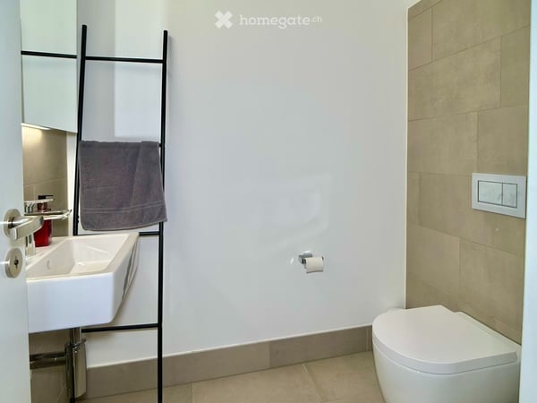Befristet, möbliert: Moderne Maisonette mit Dachgarten 10
