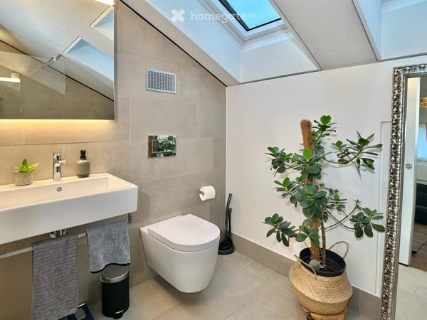 Befristet, möbliert: Moderne Maisonette mit Dachgarten 7