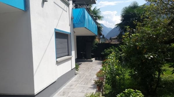 Villa con giardino e piscina 5