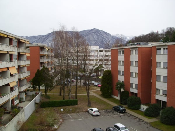 Lugano, Affittasi appartamento 2.5 Locali, molto luminoso 5