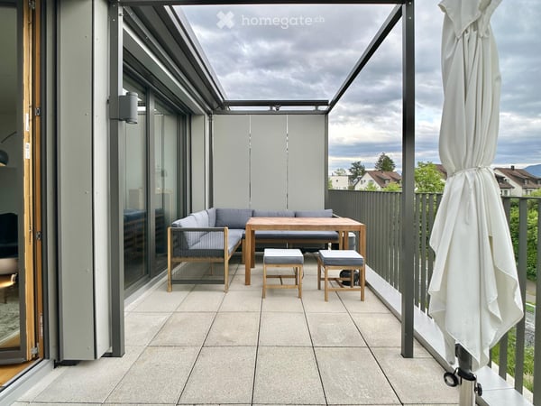 Befristet, möbliert: Moderne 4.5-Zimmer-Wohnung mit Seesicht 3