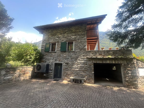 Casa dabitazione indipendente con ampio giardino 2