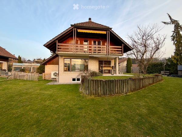 Charmantes Einfamilienhaus mit traumhaftem Garten 2