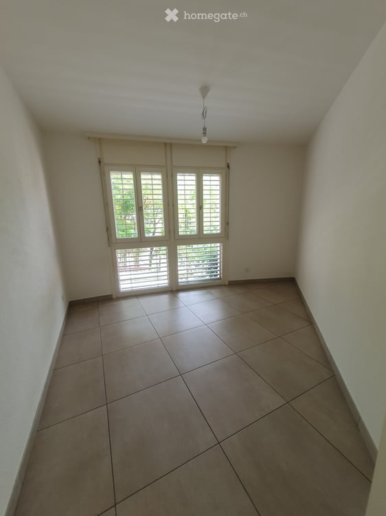 Appartamento 2.5 locali Chiasso con posto auto libero subito 3