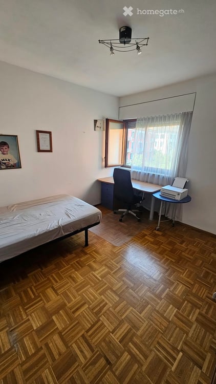 Lugano-Besso, vicino FFS, ampio 3.5 locali con garage 4